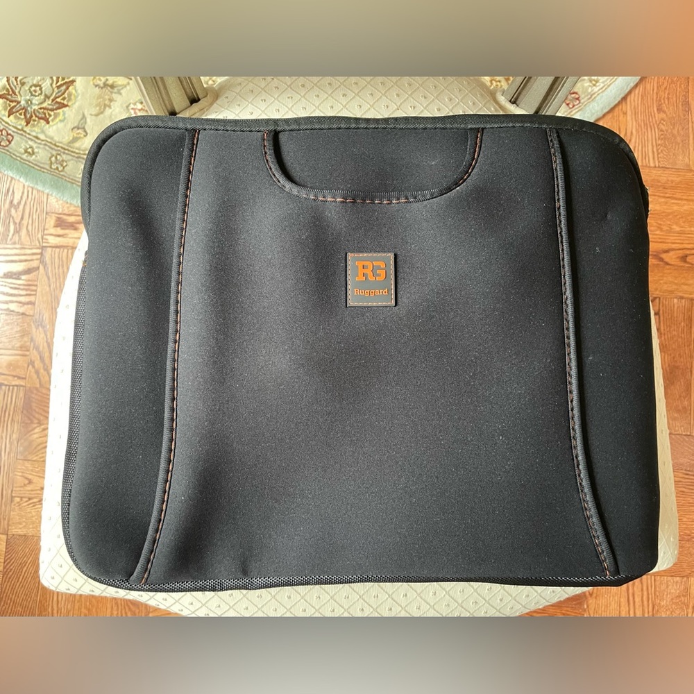 New - Sleek Black Neoprene Laptop Bag with Padded Protection